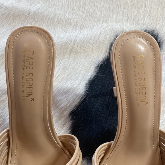 Cape Robbin Mexmon High Heels: Strappy Shoes Heels with Square Open Toe - Picture 9 of 9